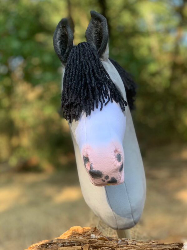 Hobbyhorse - Gray sporthorse